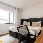 Bantry Alanda - Modern Apt In Bantry Bay With Views