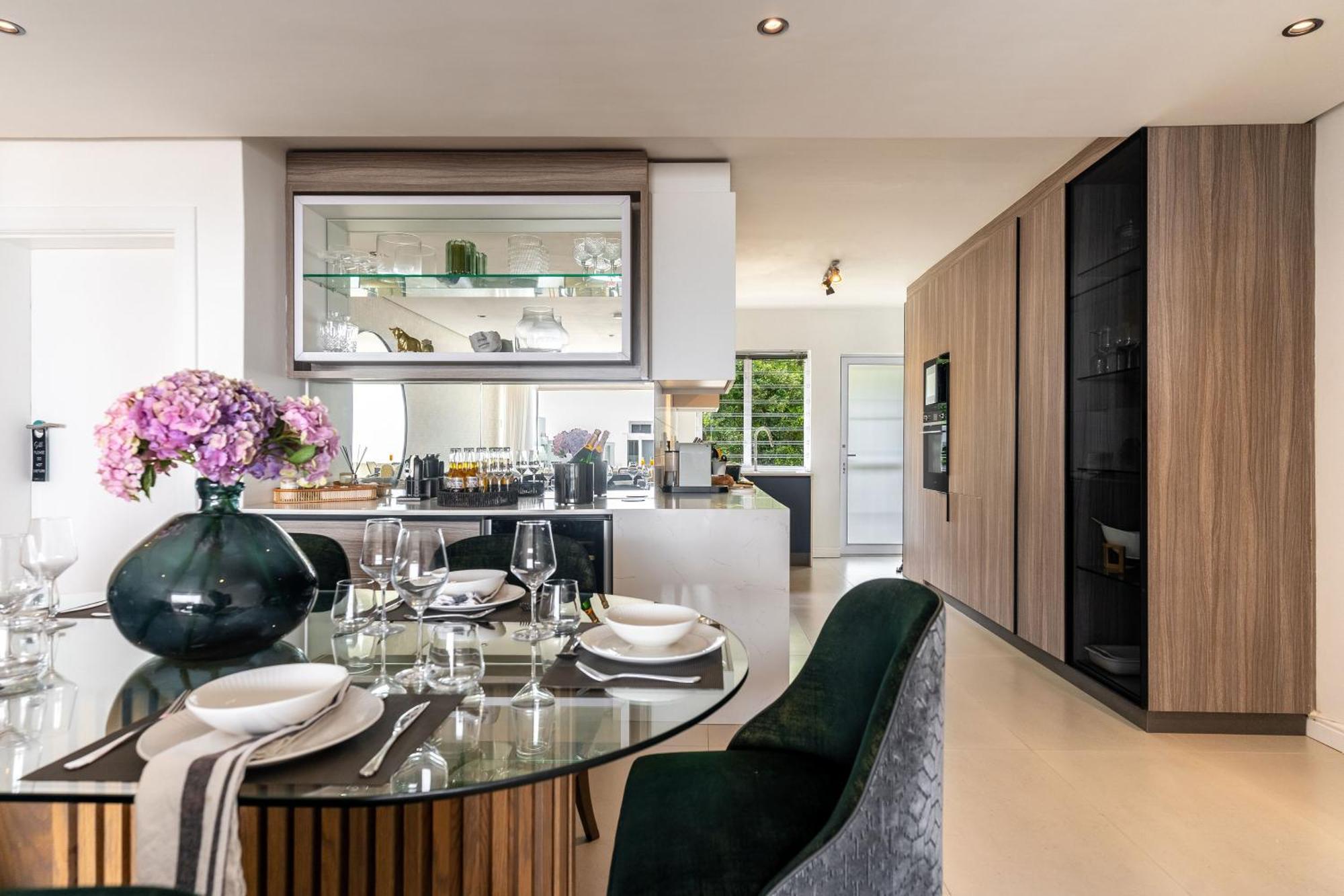 Bantry Alanda - Modern In Bantry Bay With Views Apartment Cape Town