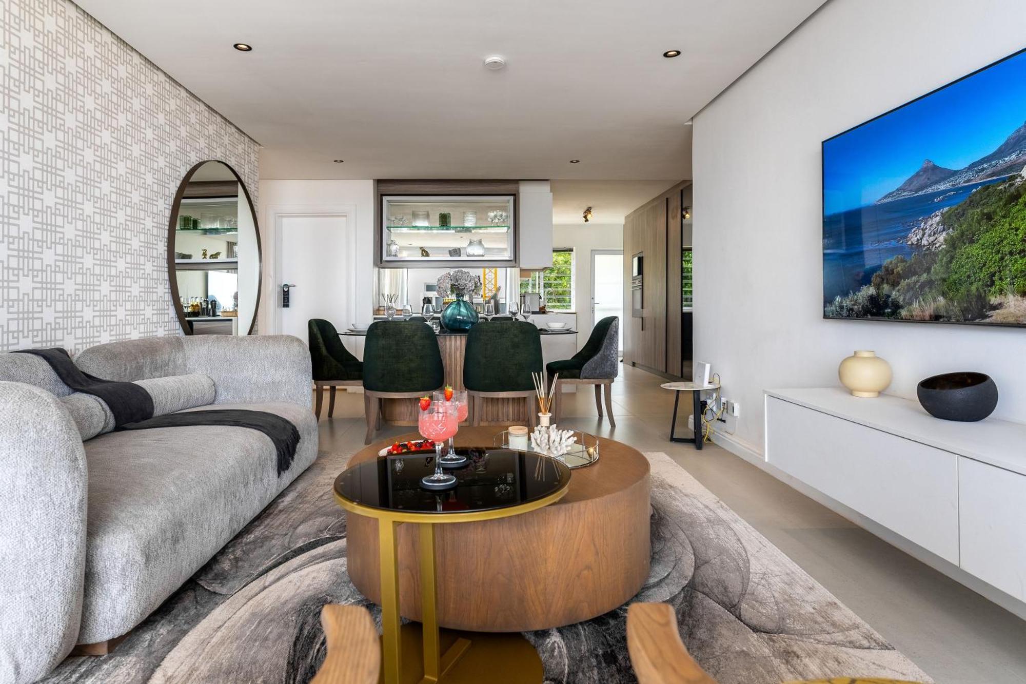 Bantry Alanda - Modern In Bantry Bay With Views Apartment